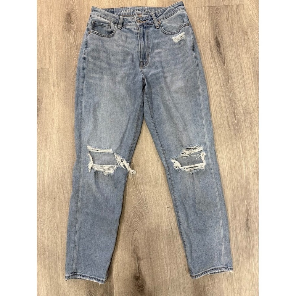 American Eagle Jeans Womens 4 Blue Mom Jean Distressed Denim Whiskered Preppy